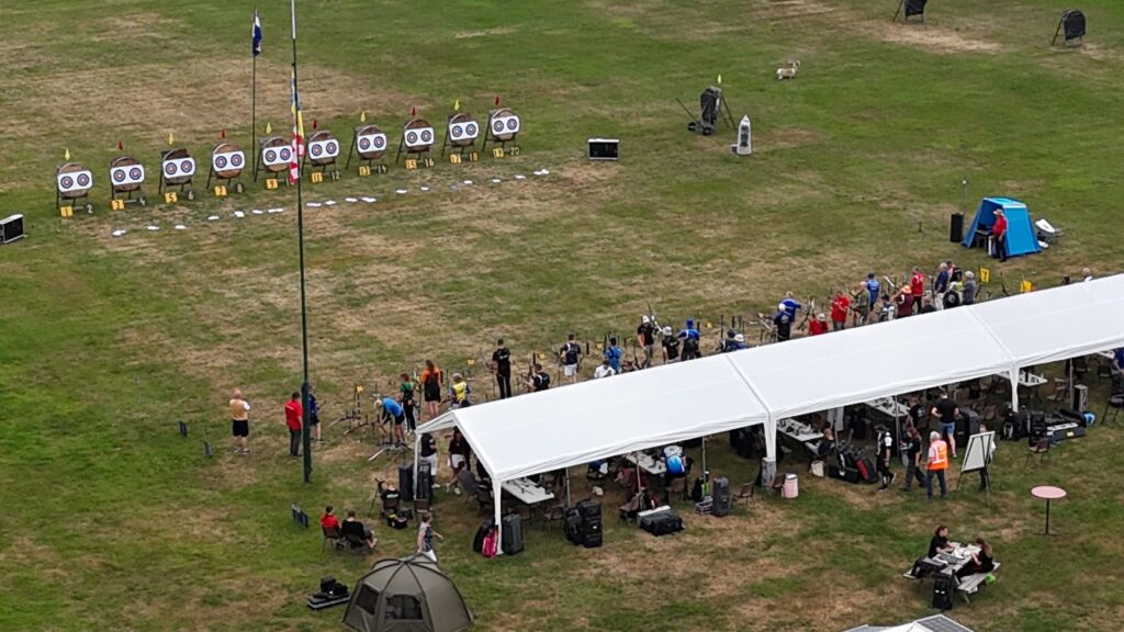 Outdoor baan vanuit een dorne